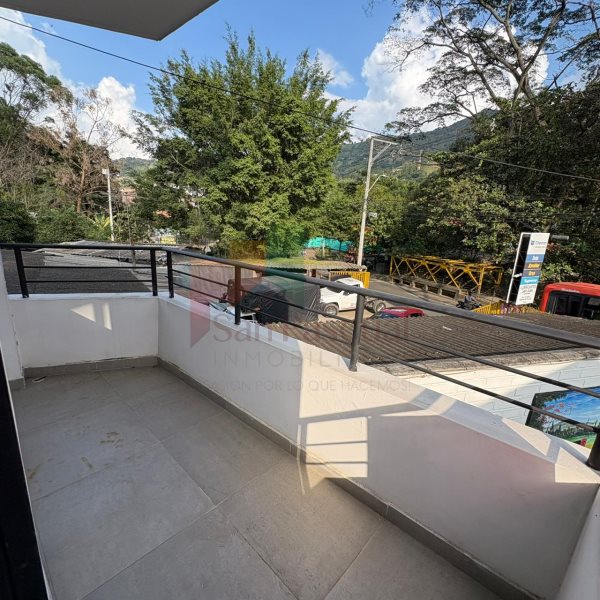 Local disponible para Arriendo en Copacabana San Juan Foto numero 1