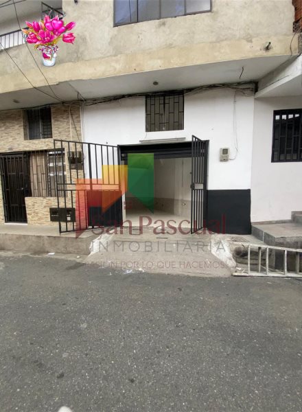 Local disponible para Venta en Copacabana Recreo Foto numero 1