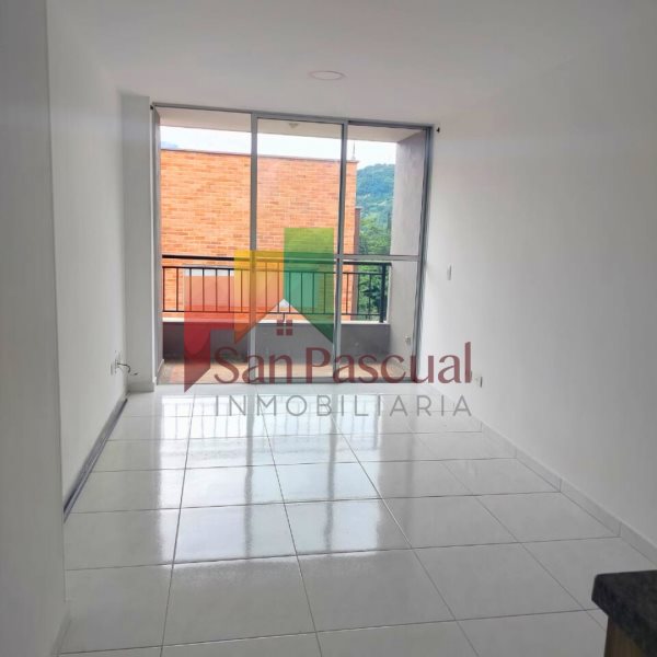 Apartamento disponible para Arriendo en Copacabana Maria Foto numero 1
